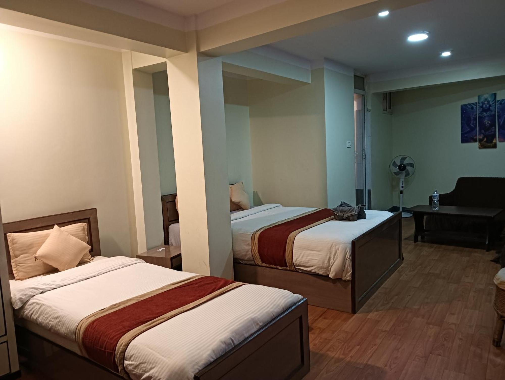 Hotel Pristine Kathmandu Room photo