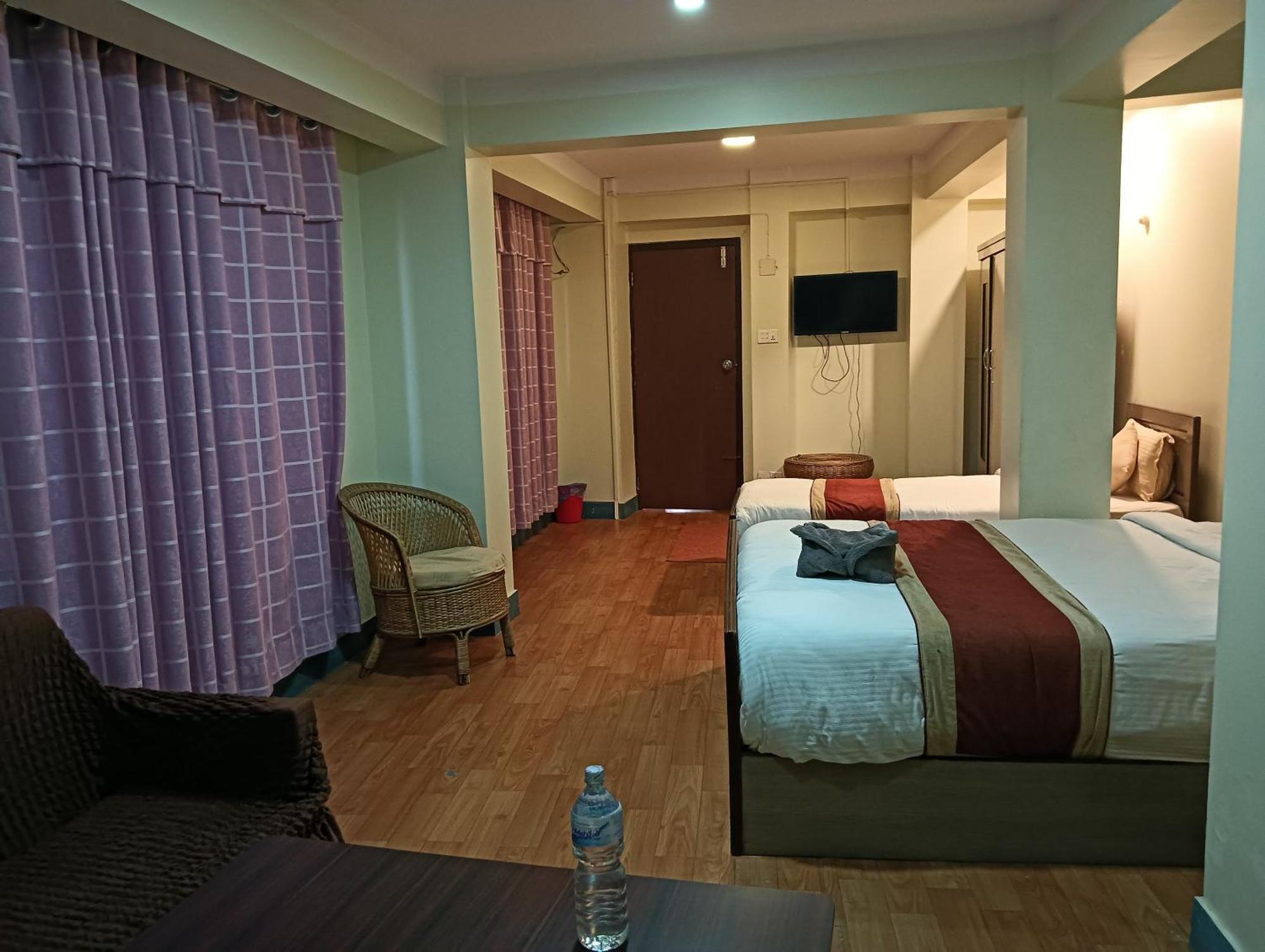 Hotel Pristine Kathmandu Room photo